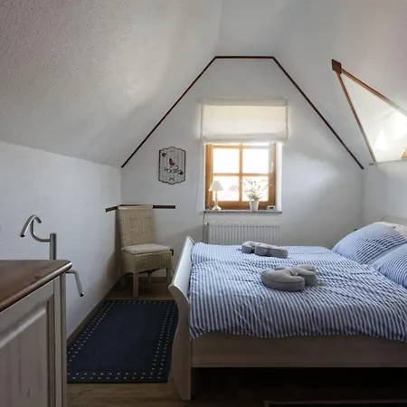 Semesterbostad Henny Modern Retreat *