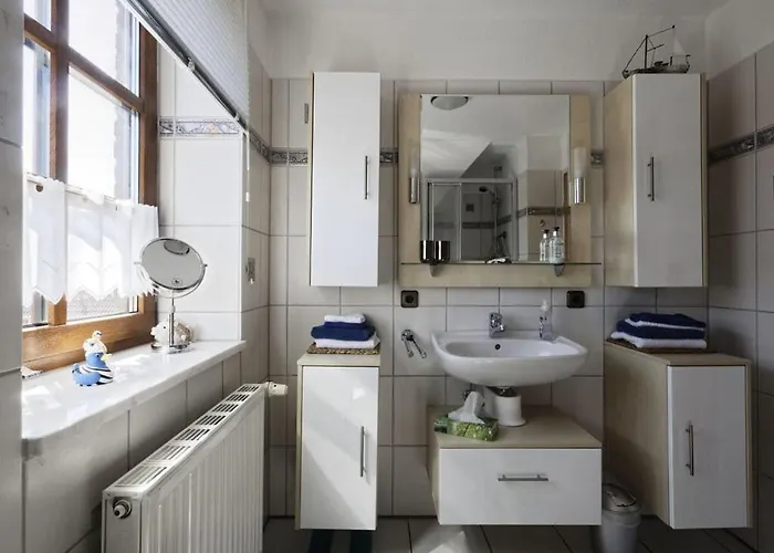 Feriehus Henny Modern Retreat *